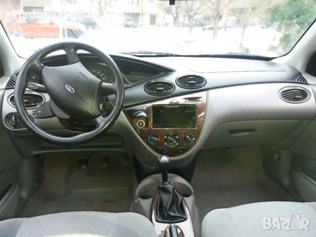 Продавам Ford Fokus 1.8 Бензин! Колата се продава само на части! , снимка 3 - Автомобили и джипове - 38260177