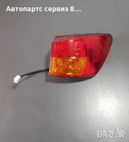 Задна дясна стоп светлина за Lexus IS220 2.2 D (2003–2009)