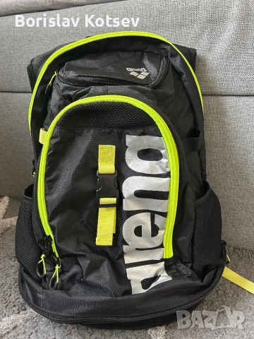 ОРИГИНАЛНА раница ARENA – като нова | СПОРТ, снимка 9 - Раници - 52720679