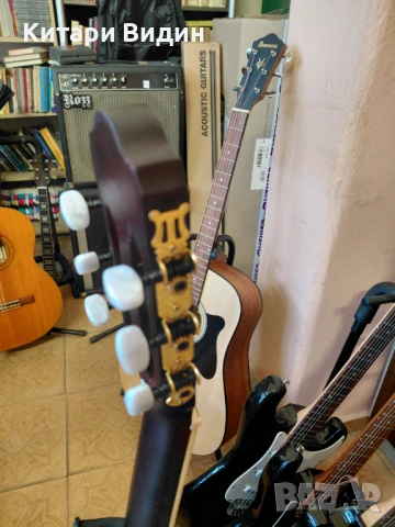 Продавам нова класическа китара Pasadena, снимка 5 - Китари - 53505761