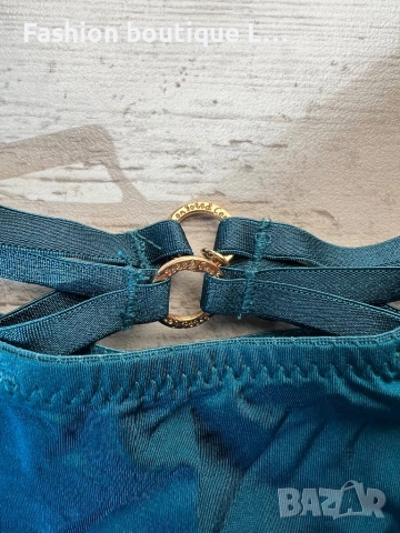 Тюркоазени прашки с ленти и златни детайли и блестящо висящо камъче отзад М размер 💙🩵, снимка 2 - Бельо - 52402371