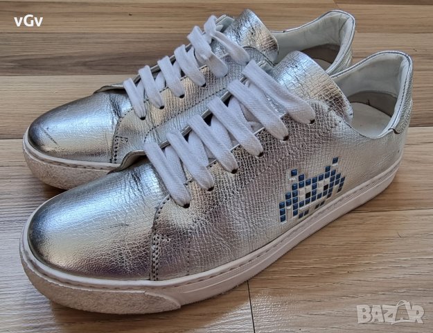 Дамски кожени кецове Anya Hindmarch  Space Invader - 38/39, снимка 7 - Кецове - 36895678