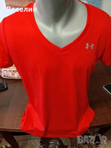 Дамска тениска Under Armour  M, снимка 4 - Тениски - 50140871
