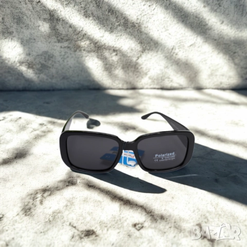 Слънчеви очила с масивен и модерен дизайн с правоъгълна форма