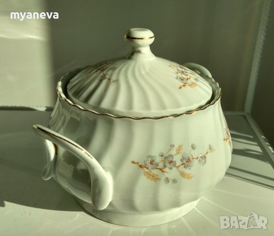 Порцелан, супник с богата орнаментика и печат за българско  производство . , снимка 3 - Чинии - 43749639