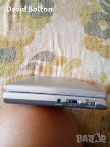 Оригинално портативно dvd SONY, снимка 4 - Плейъри, домашно кино, прожектори - 26522791