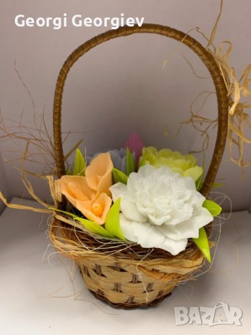 цветя от ароматен глицеринов сапун и Българска роза , снимка 13 - Изкуствени цветя - 43389701