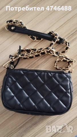 Малка чанта Valentino, снимка 2 - Чанти - 53595755