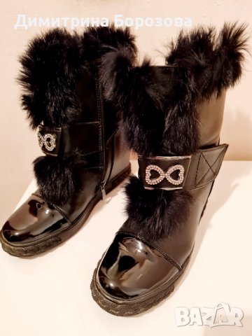 Зимни лачени Ботички с пухчета, снимка 5 - Дамски боти - 40032493