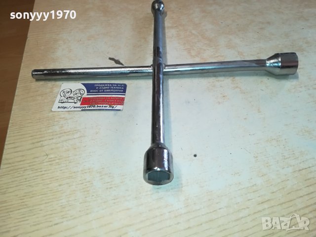 ХРОМ КЛЮЧ ЗА ГУМИ КРЪСТАЧКА 2712231042, снимка 2 - Аксесоари и консумативи - 43557189