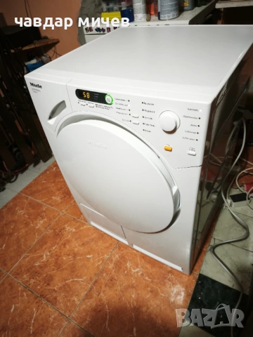 Нагревателна сушилня Miele Hovotroniic T 7644C, снимка 7 - Сушилни - 53523933