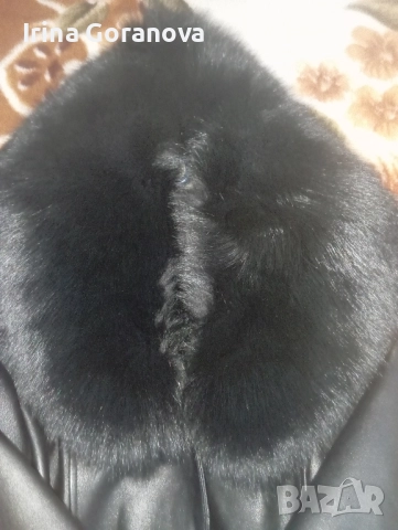 Дамско кожено яке Valentino, снимка 4 - Якета - 51939697