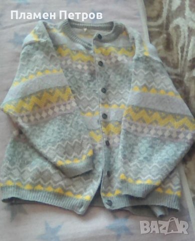 продавам дамски пуловери и жилетка размер L, снимка 2 - Блузи с дълъг ръкав и пуловери - 43361433