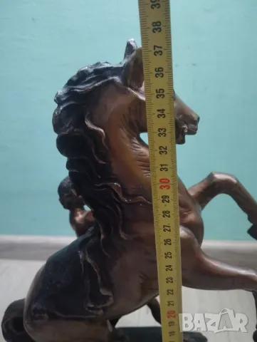 Стара бронзова статуетка, снимка 4 - Други ценни предмети - 47748201