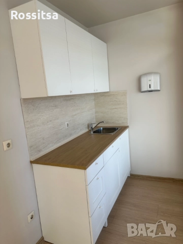 Слънчев и просторен офис под наем в София, снимка 7 - Офиси - 52459931