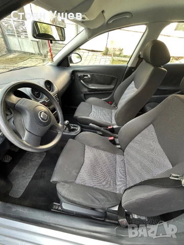 Seat ibiza, снимка 8 - Автомобили и джипове - 52592571