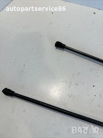 Амортисьор за заден капак на багажника за Peugeot 3008 1.2T (2022) 9841148880, снимка 3 - Части - 53596303