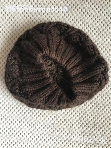 Кафява зимна шапка, снимка 2 - Шапки - 39996111