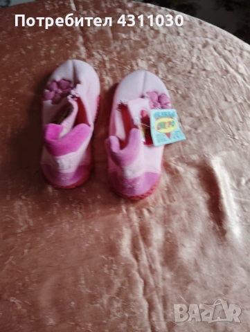 Нови детски пантофи 33 номер, снимка 3 - Детски маратонки - 53402930