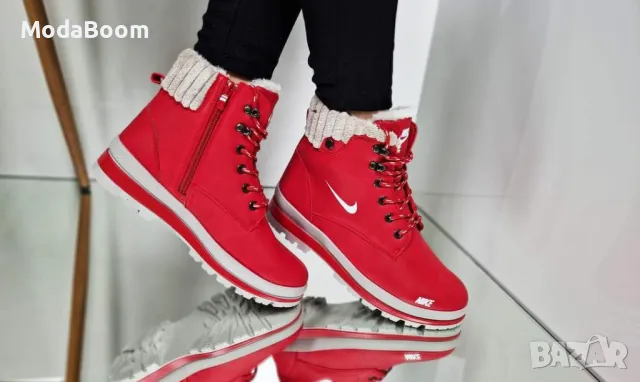 Nike дамски зимни боти различни цветове , снимка 10 - Дамски боти - 48139025