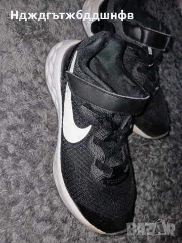 Маратонки Nike 31 размер, снимка 3 - Детски маратонки - 44585562