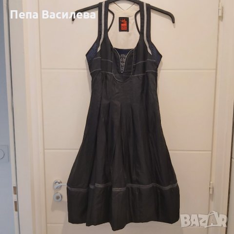 Рокля на GIRBAUD 