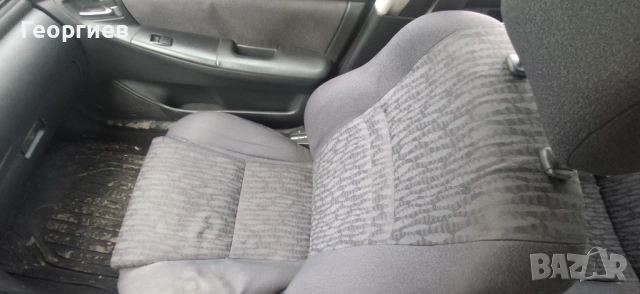 Toyota Corolla 2.0 D4D 90PS - ударена, снимка 7 - Автомобили и джипове - 53498125