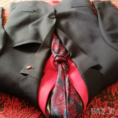 НОВ МЪЖКИ КОСТЮМ ЗА АБИТУРЕНТИ Размер 50, снимка 9 - Костюми - 28752682