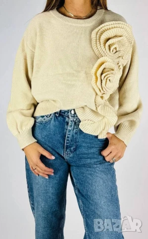 Пуловер с 3Д декорация цвете  , снимка 3 - Блузи с дълъг ръкав и пуловери - 50922045