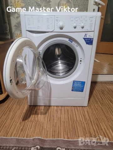 Пералня Indesit 5кг , снимка 2 - Перални - 52883328