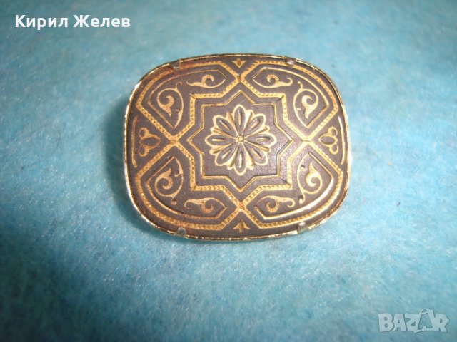 СТАРА ПОЗЛАТЕНА АРТ ДЕКО БРОШКА с РЪЧНО ГРАВИРАН ЧЕРЕН АХАТ с ФЛОРАЛНА ПОЗЛАТА 18629, снимка 6 - Антикварни и старинни предмети - 35642372