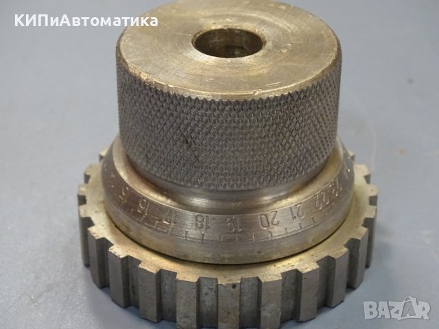 врътка машинна Ø72, Ø15 нониус 0-24, снимка 2 - Резервни части за машини - 37257108