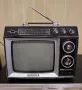 💥 Колекционерски ретро портативен телевизор с радио UNIVERSUM SK 992 - 1970 г., снимка 1