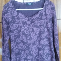 Блуза бордо на цветя, снимка 2 - Блузи с дълъг ръкав и пуловери - 44898953