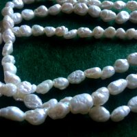 Стара гривна от естествени бели речни перли, снимка 4 - Антикварни и старинни предмети - 43528604