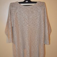 Бежов плетен пуловер марка Bershka, снимка 2 - Блузи с дълъг ръкав и пуловери - 27008615