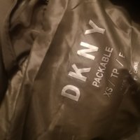 DKNY намалям на 40лв , снимка 2 - Якета - 43718311