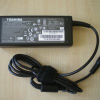 Оригинално Зарядно за лаптоп Toshiba PA-1750-29 - 19V/3.95A/75W - 5.5mm x 2.5mm, снимка 1 - Кабели и адаптери - 43051085