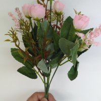 Букетче от изкуствени цветя, снимка 6 - Изкуствени цветя - 35707536