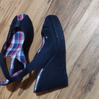 Дамски обувки Tommy Hilfiger , снимка 7 - Дамски ежедневни обувки - 38542870