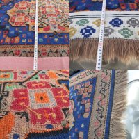 Стар вълнен ръчно тъкан и бродиран килим - килимче, снимка 7 - Антикварни и старинни предмети - 43821230