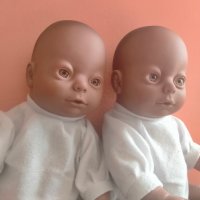 Кукла Кукли близнаци Бебе Бебета братче и сестриче 35 см, снимка 11 - Кукли - 43229775