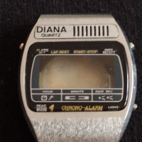 Каса за рядък модел електронен часовник DIANA за колекция - 26852, снимка 1 - Антикварни и старинни предмети - 36528219