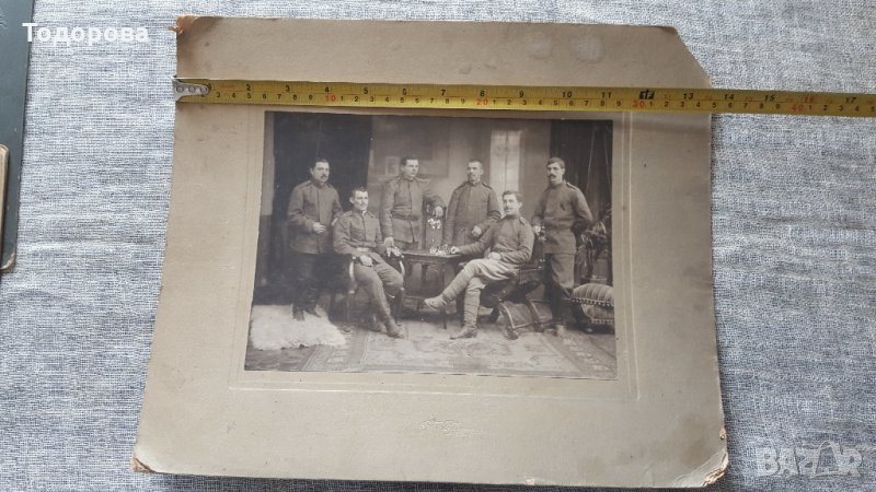 Голяма картонена кабинетна снимка на военни от фронта, снимка 1