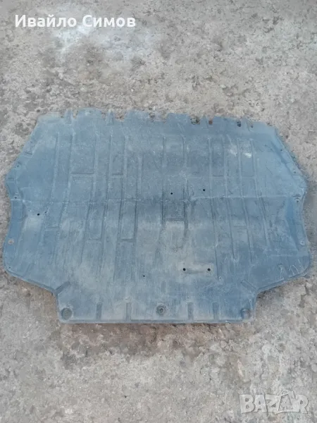 Кора под двигател за голф6, снимка 1