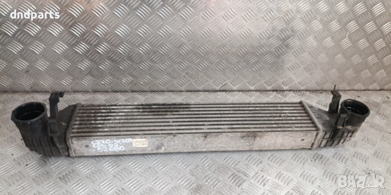 Интеркулер Mercedes C270 CDI W203 2002г.	, снимка 1