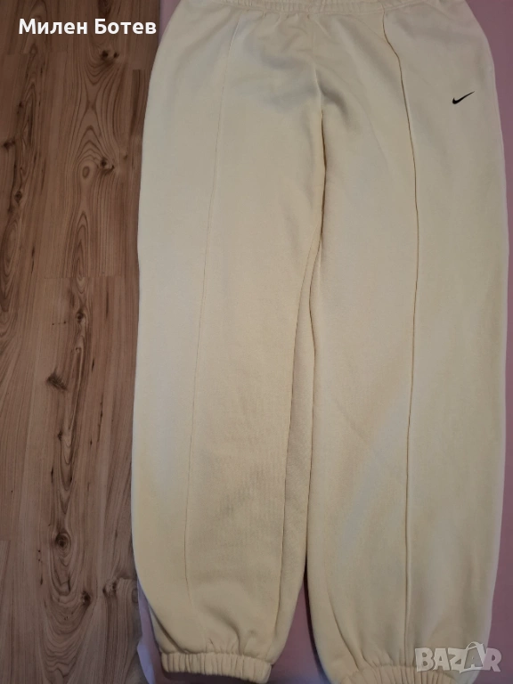 Дамско долнище NIKE, снимка 1