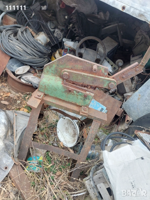 Голяма ножица за ламарина с стойка , снимка 1