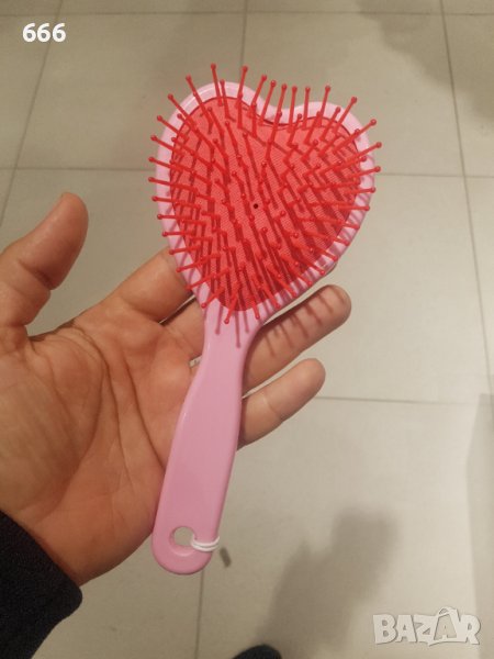 Четки и маски, снимка 1