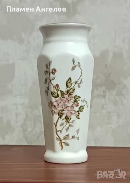 Стар български костен порцелан - ваза, снимка 1
